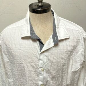 Synrgy  white button down shirt size 2 XL